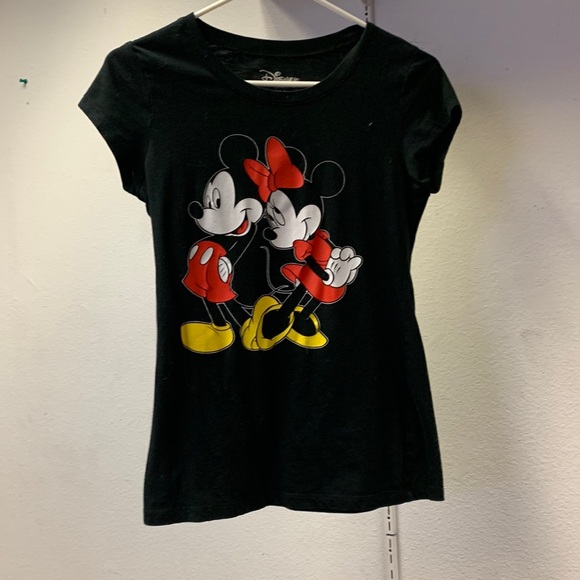 Black Mickey and Minnie Mouse tshirt medium sized barely worn - Picture 1 of 1